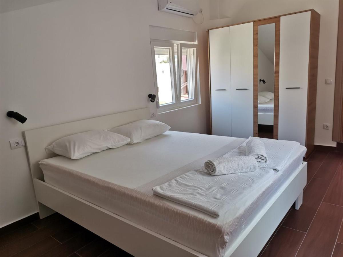 Gato Apartment *